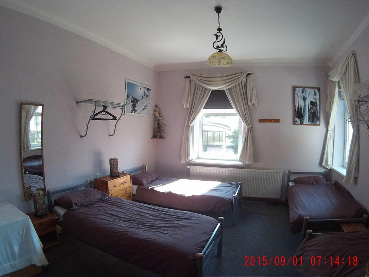 Liptovský Mikuláš Mikulas Guest House المظهر الخارجي الصورة